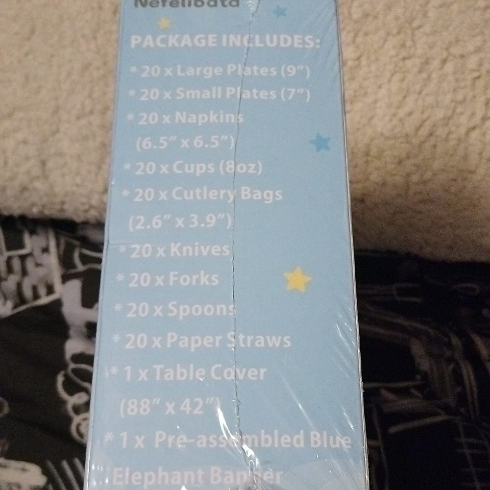 Party Tableware Set - Picture 4 of 6